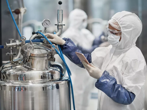 Giá bán buôn hóa chất nguyên liệu nhựa 128 <span class=keywords><strong>Epoxy</strong></span> chất kết dính & chất bịt kín với độ bóng bề mặt tuyệt vời - Product Image 2