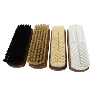 Brosse à chaussures en bois de hêtre avec poils de porc pour l'entretien du cuir, du daim et du nubuck, idéale pour les bottes d'hiver - Product Image 3