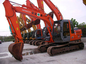 Excavadora de segunda mano con movimiento de tierra, máquina excavadora usada japonesa HITACHI, excavadora de orugas de segunda mano, buenas condiciones - Product Image 2