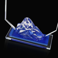 Trophée en cristal vierge personnalisé trophée en cristal en forme de montagne avec coupe de trophées de compétition sportive à base bleue
