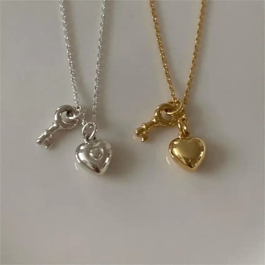 Trendy necklace 2023 fashion women jewelry custom gold plated pendant key heart choker necklace