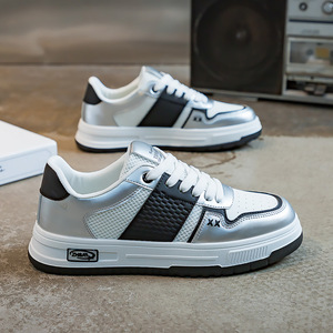 Chaussures Blanches pour Hommes 2026 Nouvelle Collection Été Légères Décontractées Respirantes Sportives en Maille à Lacets Tendance Meilleures Ventes - Product Image 2