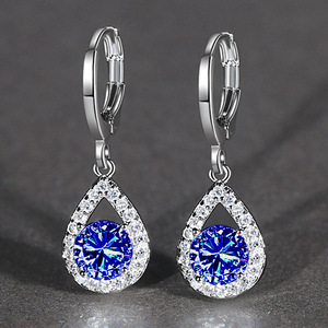 Orecchini a Goccia con Micro Pavé a Forma di Lacrima d'Angelo per Donne, Gioielli di Moda Scintillanti - Product Image 5