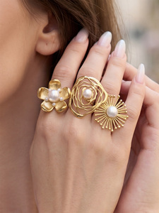 Ladies' Stainless Steel Gold-Plated Sunflower <b>Open</b> <b>Ring</b> With Shell Pearl Simple & Exquisite European-American Style - Product Image 6