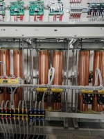 Régulation indépendante du moteur servo 630 Kva pour stabilisateur de tension automatique triphasé AVR pour générateur