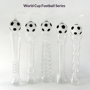 Gobelet créatif en PET en forme de bâton de football, d'haltère ou de torche, cadeau pour événements festifs - Product Image 4