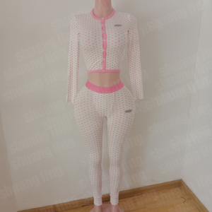 Ropa de mujer con estampado de leopardo, conjunto de salón de algodón bordado con logotipo personalizado para mujer, conjunto de 2 piezas, conjunto de ropa de descanso para mujer - Product Image 2