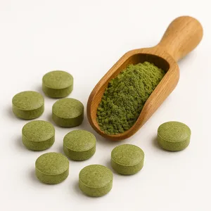 El extracto de moringa, derivado de las hojas nutritivas del árbol Moringa oleifera (el "árbol milagroso"), es un potente antioxidante. - Product Image 2