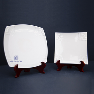 Produttore di alta qualità 16 pezzi di stoviglie in ceramica set di piatti bianchi per ristoranti di forma quadrata piatti per <span class=keywords><strong>la</strong></span> cena - Product Image 1