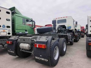 Camión Tractor Sinotruk Howo 6*6 con Tracción en Todas las Ruedas, 430hp, Cabeza Tractora de 60t, Camión Remolque Todoterreno en Venta en la República Democrática del Congo - Product Image 3