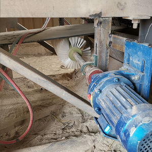 Elektrische/NICHT POWERED Walzen bürste-Nylon reiniger für Zement-/Kohle förderer - Product Image 1