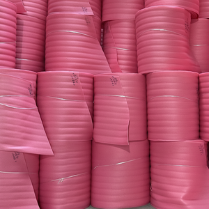 โฟม EPE สีแดงม้วน-กันน้ำและกันความชื้นสำหรับวัสดุป้องกันเฟอร์นิเจอร์ส่งออกจากเวียดนาม - Product Image 1