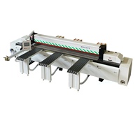 Machine de découpe de panneaux de bois à commande numérique CNC à alimentation automatique de haute efficacité et de technologie avancée pour la fabrication d'armoires