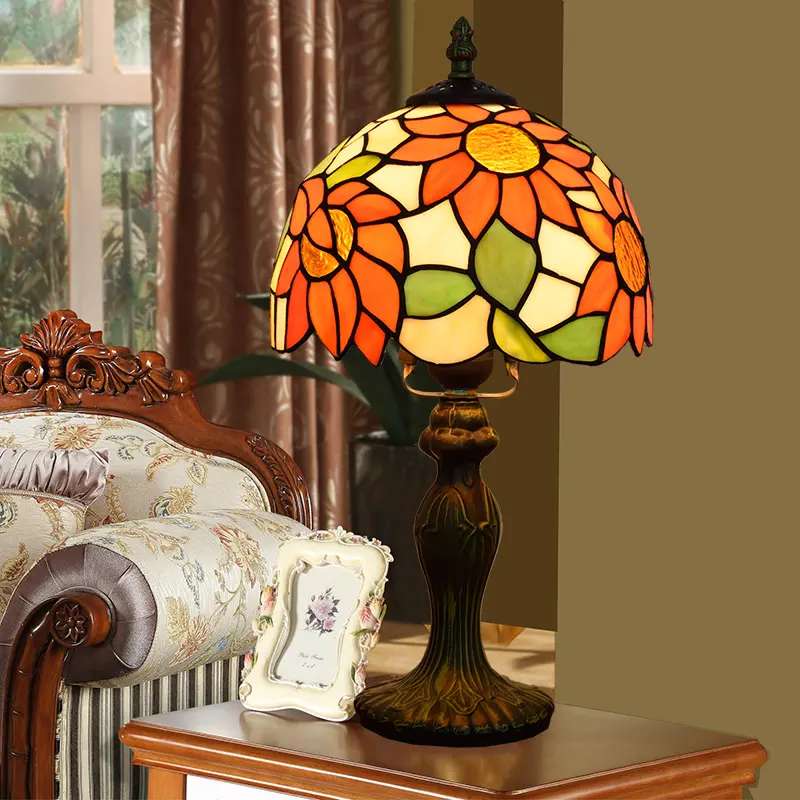 2022 Классическая цветная настольная лампа Тиффани под заказ, настенная лампа, стильная антикварная настольная лампа для кровати