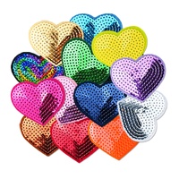Vente en gros d'autocollants à repasser avec appliques Love Heart Star Sequin Patchs pour vêtements Chapeau Sacs