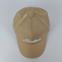 Casquette de baseball sportive Wecondo personnalisée 100 % nylon sergé 5 panneaux, imperméable, avec trous découpés au laser, broderie plate lettres/nœuds, unisexe