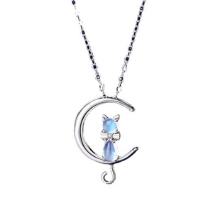 Collar con Colgante de Media <span class=keywords><strong>Luna</strong></span> y Piedra Lunar, Cadena Cruzada de Cobre Plateada en Oro y Plata, con Diseño de Gato Adorable - Product Image 1