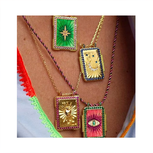 Tali rantai putar berwarna elegan wanita permata Italia enamel merah muda mata setan hijau kartu <span class=keywords><strong>tarot</strong></span> liontin mata kalung untuk wanita - Product Image 1