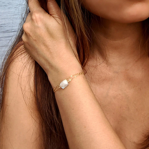 Bracelet double couche en péridot, aigue-marine et pierre de lune naturels pour l'équilibre émotionnel et le soulagement du stress - Product Image 6