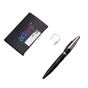 ชุดของขวัญสำหรับผู้บริหาร: ที่ใส่บัตร, พวงกุญแจ และปากกา แบรนด์ดัง - ของขวัญองค์กรสำหรับบริษัทเทคโนโลยี - Product Image 2