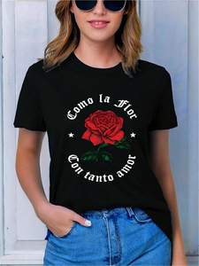 T-shirt estiva da donna nera con stampa di rose e frase in spagnolo, casual, a maniche corte, girocollo, in jersey di cotone traspirante - Product Image 3