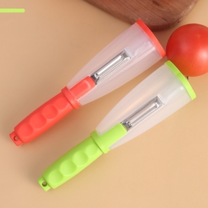 Éplucheur manuel en plastique pour fruits et légumes (carottes, pommes, pommes de terre) avec récipient de rangement - Product Image 4