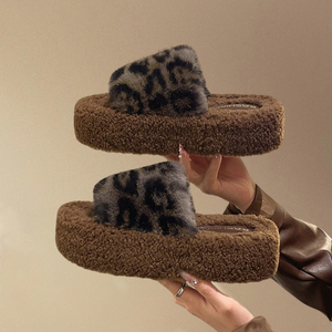 New Technology PVC Sole Fashion <b>slippers</b> Artificial Hair Lining Fur <b>slippers</b> for Women With Popular Price - Product Image 4
