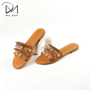 MIA DIVA Ciabatte da Donna di Lusso con Conchiglia Dorata e Strass, Multi-Cinturino per Vacanze Estive al Mare - Product Image 3