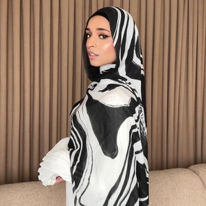 Wholesale 2025 Ladies Muslim Viscose Modal Hijab High Quality Zebra Printed <b>Ethnic</b> <b>Scarf</b> & <b>Shawls</b> Women's Cotton <b>Shawl</b> Hijab - Product Image 1