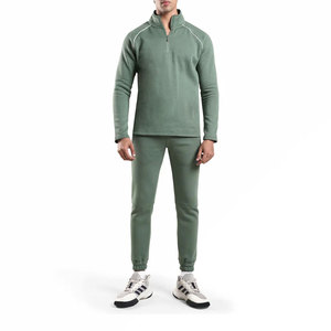 Chándal al por mayor para hombre, liso, con media cremallera, personalizable, de manga larga, cuello alto, corte regular, para invierno - Product Image 1