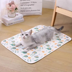 Almohadilla de seda helada de látex para mascotas, camas para perros grandes, colchoneta refrescante de verano para dormir, manta antideslizante suave para gatos, asiento de coche para mascotas - Product Image 2