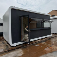 Kiosque alimentaire conteneurisé, stand de restauration rapide préfabriqué, restaurant de rue, kiosque mobile en panneaux sandwich isolés avec structure en acier, café-restaurant