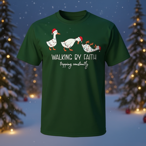 Walking By Faith Tripping Constantly - Camiseta con diseño de ganso navideño - Product Image 3