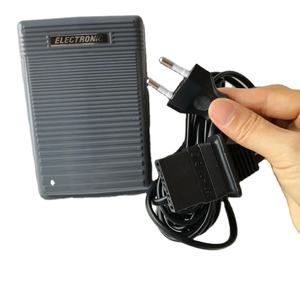 Pédale de vitesse, contrôleur de commande, accessoires de Machine à coudre pour Singer Brother Babylock <span class=keywords><strong>Elna</strong></span> Janome Viking - Product Image 1