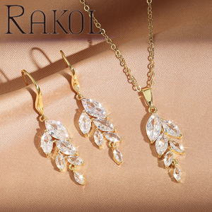 RAKOL SP3302 2022 Bijoux Feuille Zircon Pendentif Collier mode Cristal Boucles D'oreilles Ensemble - Product Image 1