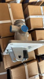 Ensemble de vannes de frein à air 13C0004C3 compatible avec la marque Liugong, PARTS EXPERT pour un ensemble complet de pièces de machines de construction - Product Image 3