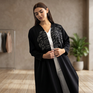 Robe Abaya en Satin de Soie Dubai Taille Unique XXL Faite à la Main Style Plissé Élégant Broderie Anti-Froissage Traditionnelle Musulmane - Product Image 4