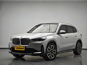 Auto Usata B.<span class=keywords><strong>M</strong></span>.W IX1 2023 XDrive 30L Pacchetto <span class=keywords><strong>X</strong></span> Design in Vendita da Uniland in Cina - Product Image 1