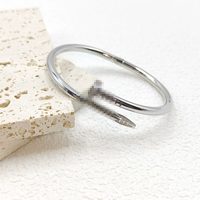 Bracelet de marque de créateur célèbre en acier inoxydable incrusté de diamants simulés, étanche, sans ternissement, plaqué or, bracelet tendance