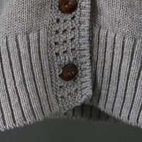 Pulls et cardigans décontractés amples à col rond et manches courtes pour femmes, tendance hiver, en tricot patchwork avec logo frontal, par Tyan Fashion