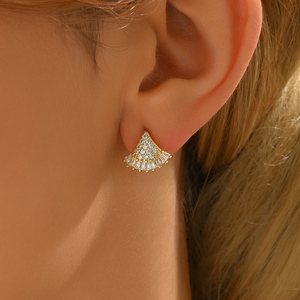 2025 femmes à la mode géométrique secteur forme Zircon boucles d'oreilles avec Simple cuivre goujons parfait anniversaire cadeau fines boucles d'oreilles - Product Image 2