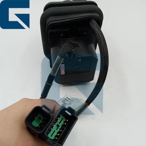 Manette de commande 525-1492 (5251492) pour chargeuse 239D3, excavatrices de marque CN/GUA - Product Image 2