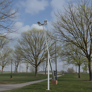 عمود إضاءة الشارع المجلفن بالغمس الساخن من المصنع قابل للتخصيص 6m 8m 9m 10m عمود إضاءة منتصف مفصلي مدبب - Product Image 2