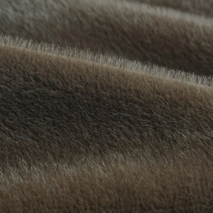 Phổ Biến Bán Buôn 100% Polyester Dệt Kim Vải Rắn Mềm Giả Đồ Chơi Sang Trọng Hàng May Mặc Nhà Dệt Kích Thước 15Mm - Product Image 1