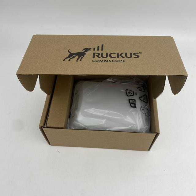 Ruckus Outdoor Access Point 901-T350-WW40 802.11ax 2x2:2 Internal BeamFlex+, Dual Band Concurrent.