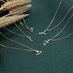 HOVANCI 18K altın kaplama paslanmaz çelik <span class=keywords><strong>Hip</strong></span> Hop tombul kalp mektubu kolye İlk alfabe kadın erkek çift kolye takı - Product Image 2