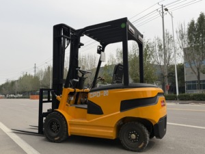 Empilhadeira Elétrica de Nova Energia Fabricada na China, Pequena, de 1,5-2 Toneladas, Hidráulica, Totalmente Elétrica, 1500 Kg, à Venda. - Product Image 4