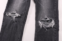 Jeans Slim Homme AMI RI Rock n Roll en Denim avec Effet Usé de Luxe, Coupe Empilée et Patchs Signature