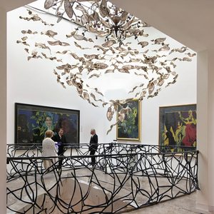 Luminaire AC de <span class=keywords><strong>bureau</strong></span> dans le hall de l'hôtel Lustre en verre torsadé au design artistique pour un salon simple, une salle à manger et un <span class=keywords><strong>bureau</strong></span> de vente - Product Image 1