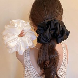 Coletero de satén de doble capa con volantes estilo ballet, lazo para el pelo moderno, accesorio para el cabello de mujer. - Product Image 1